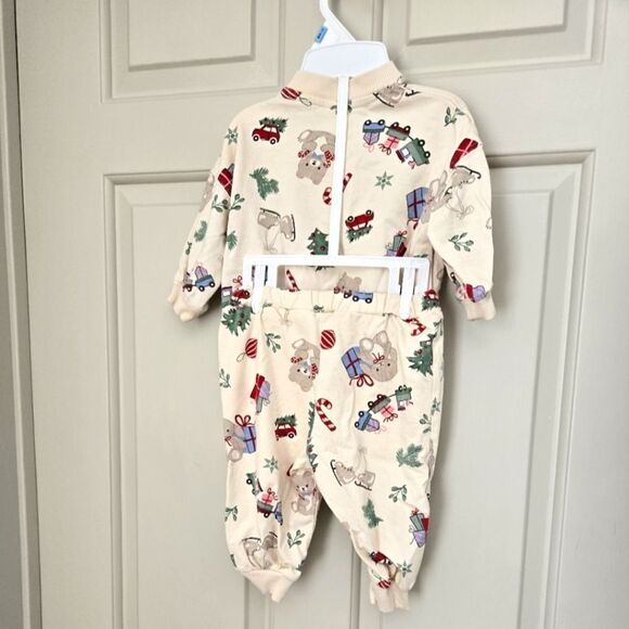 2/$20 H&M Holiday Set Size 3-6 Months - Picture 4 of 4